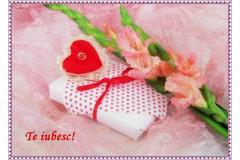 Romantism rasfat cadouri si iubire de Valentine’s Day